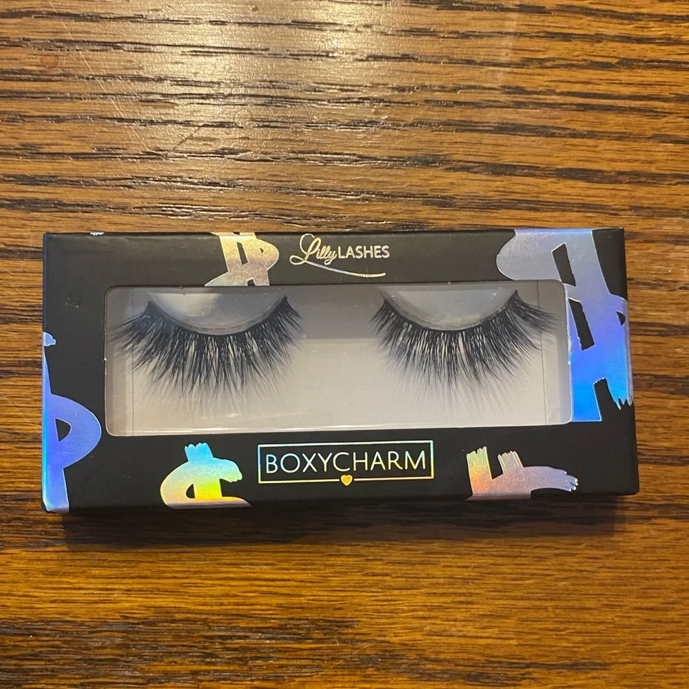 Lash Bundle - Picture 13 of 16